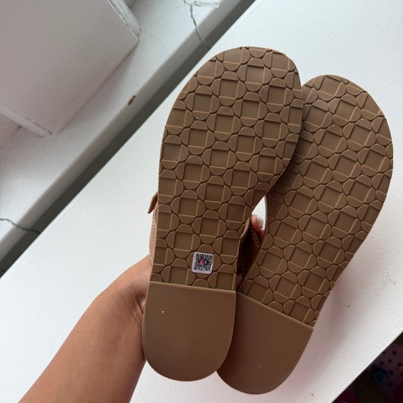 NEW WITHOUT BOX LARROUDE MARY KATE FLAT SANDAL IN CARAMEL LEATHER - Picture 4 of 5